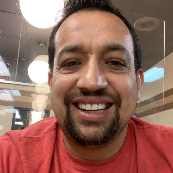 Meet your Posher, Cesar - Picture 1 of 1